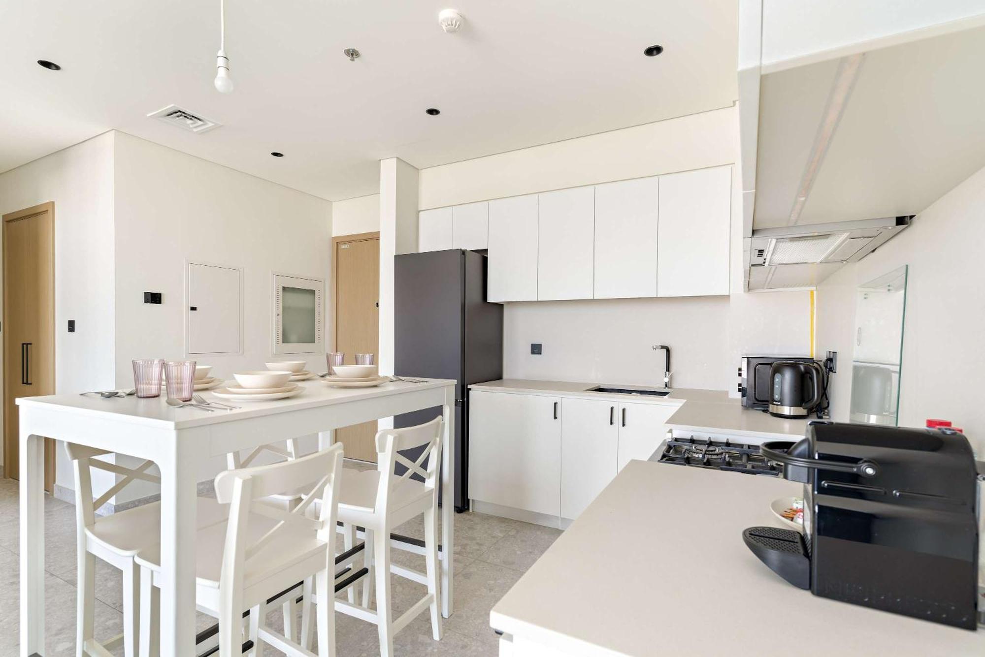 Elegant One-bedroom In Hills For 4 Persons