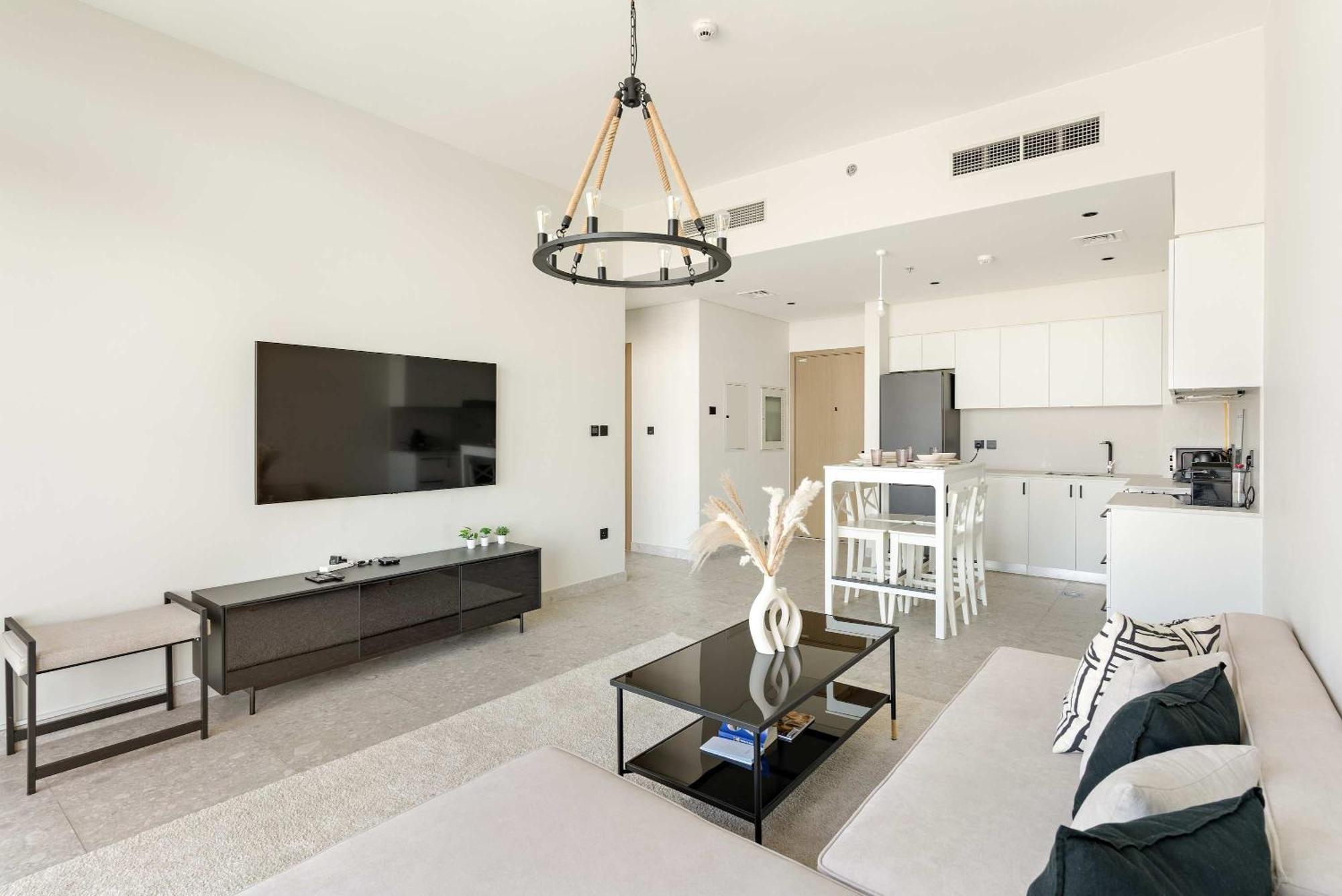 Elegant One-bedroom In Hills For 4 Persons Apartment *