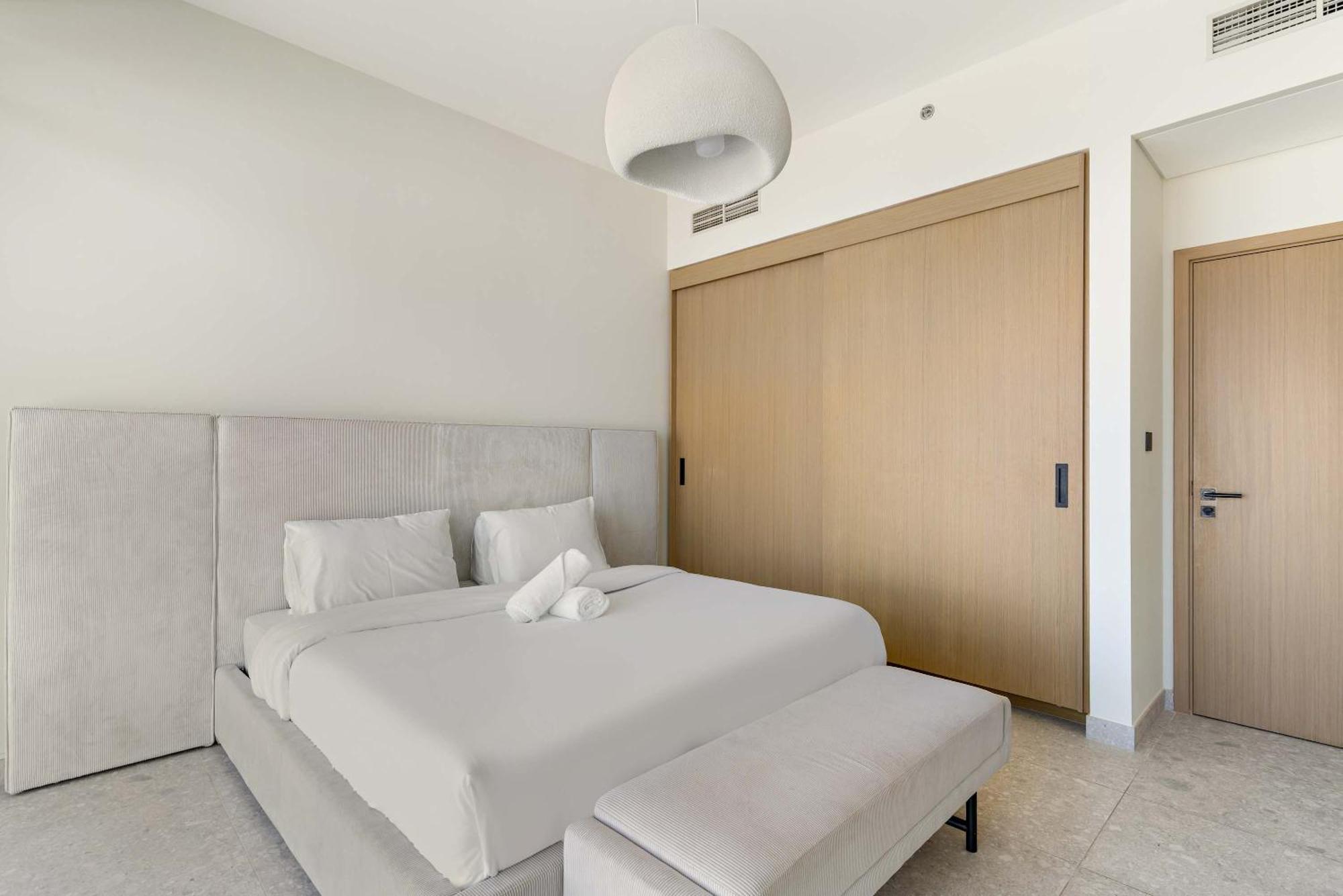 Elegant One-bedroom In Hills For 4 Persons Apartment *