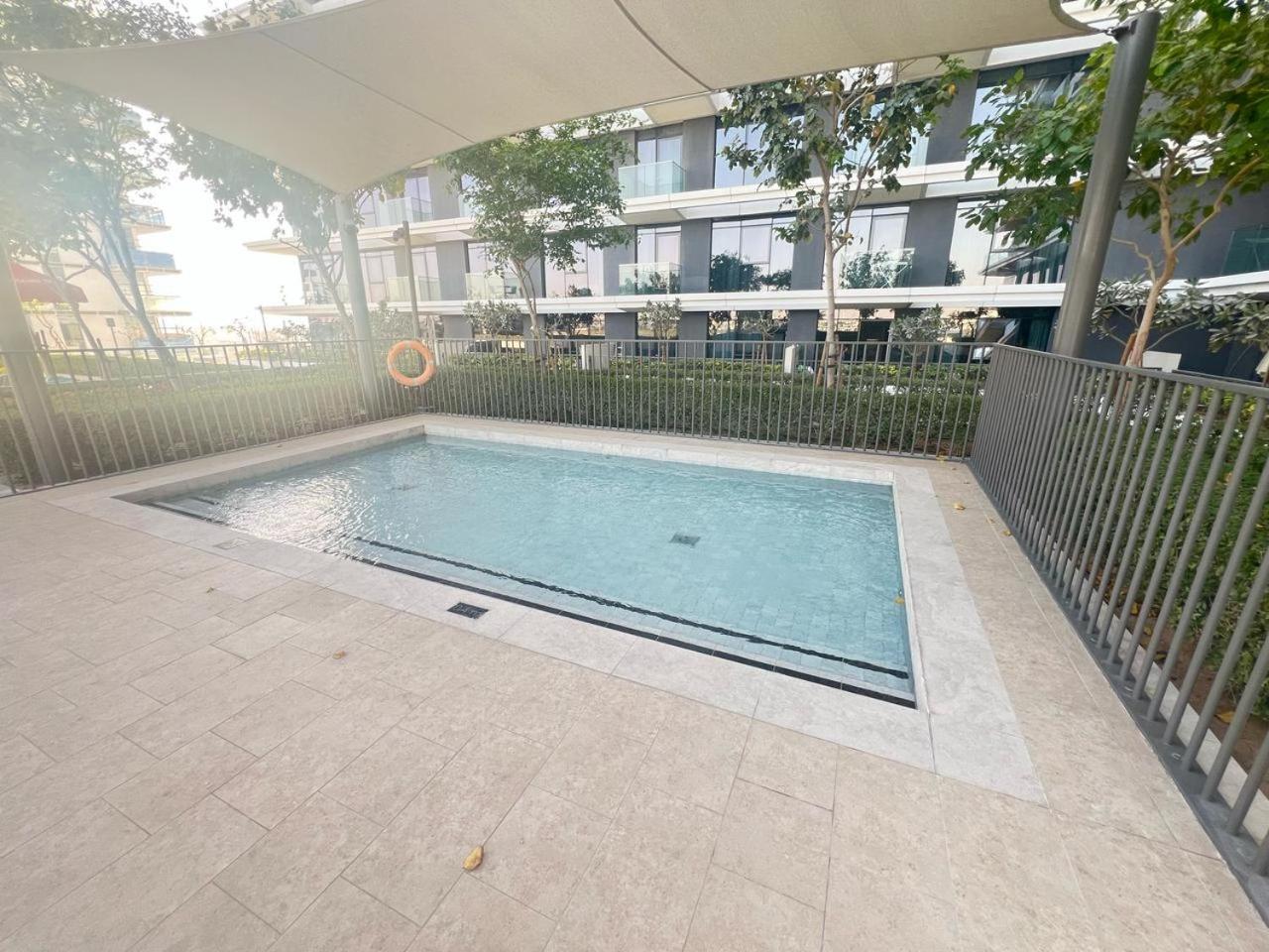 Apartment Elegant One-bedroom In Hills For 4 Persons *