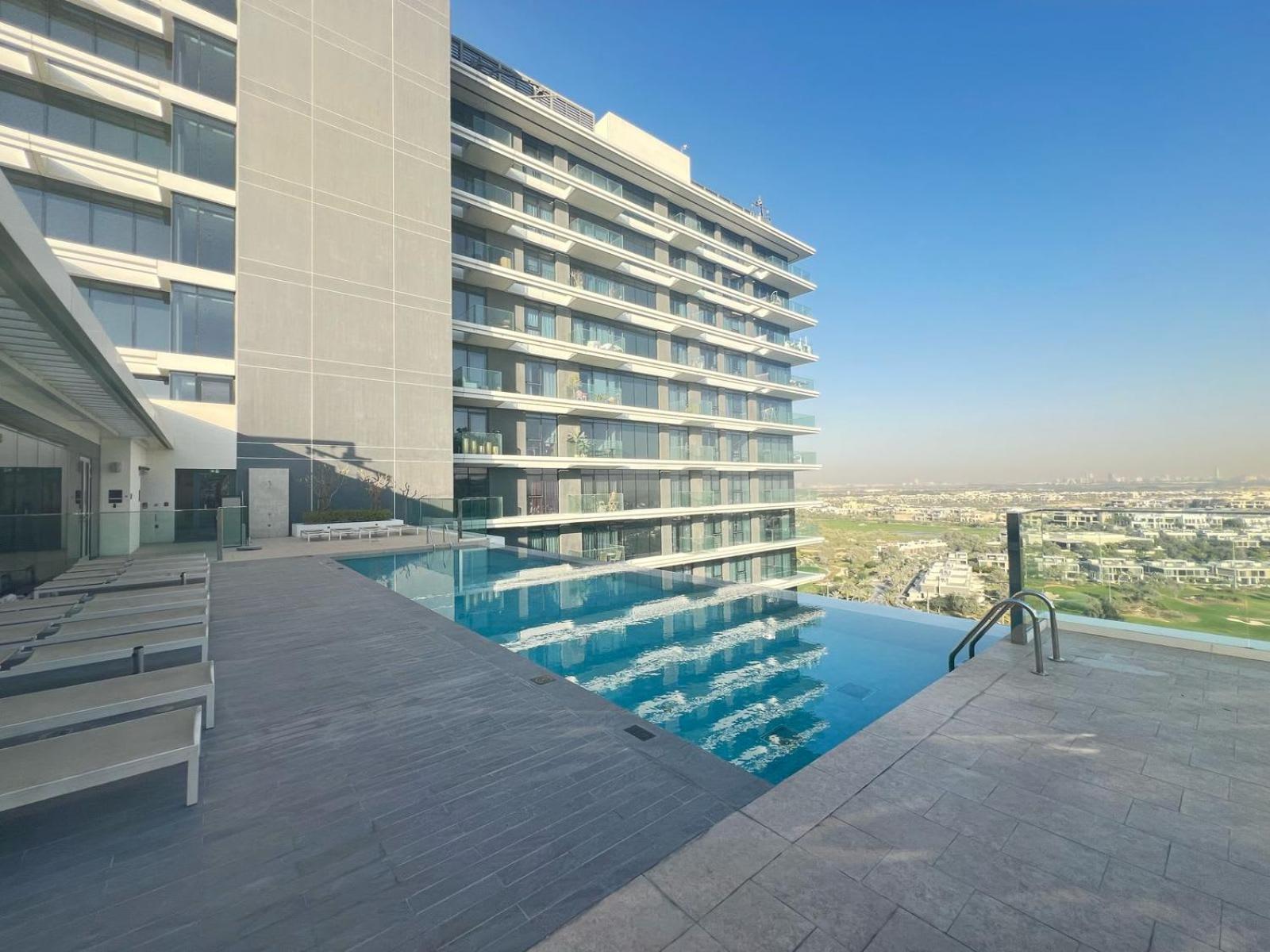 Apartment Elegant One-bedroom In Hills For 4 Persons *